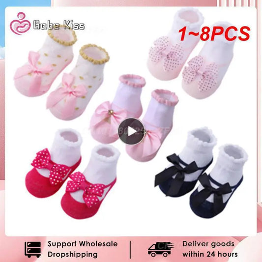 keep baby feet warm  with cotton socks